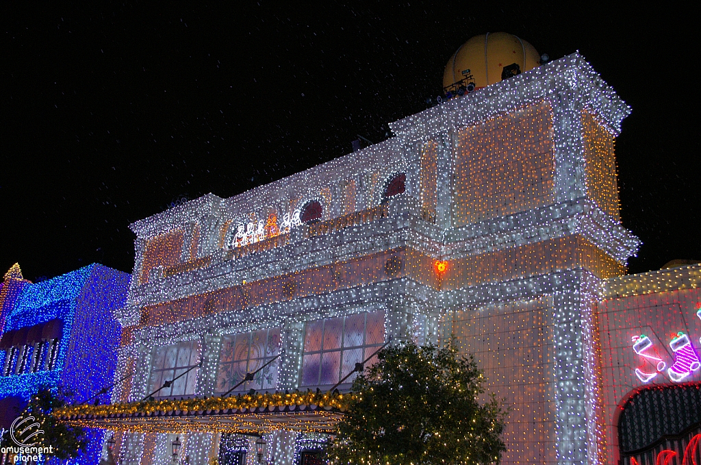 Osborne Family Spectacle of Dancing Lights