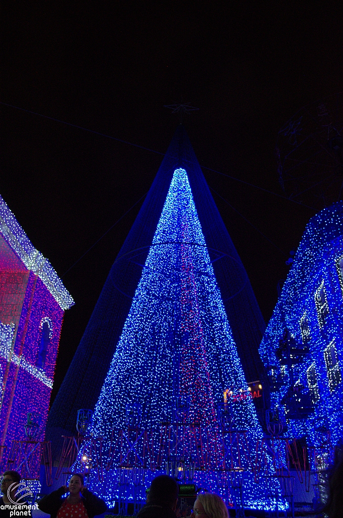 Osborne Family Spectacle of Dancing Lights