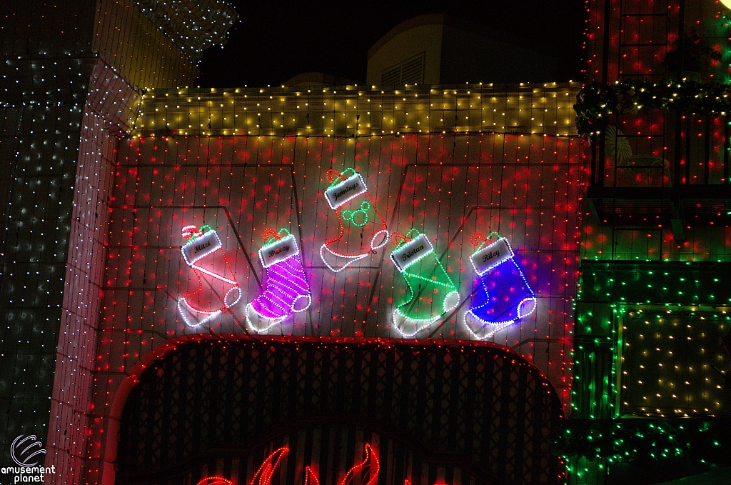 Osborne Family Spectacle of Dancing Lights