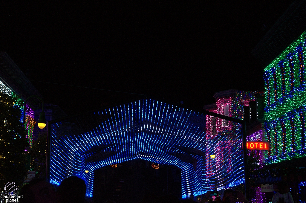 Osborne Family Spectacle of Dancing Lights