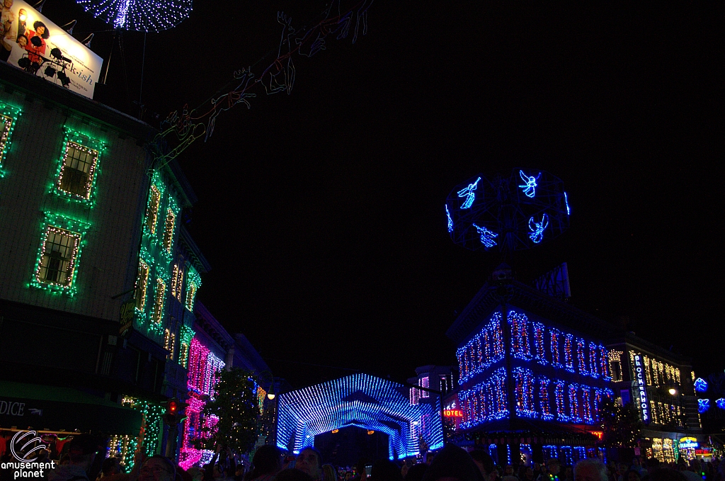 Osborne Family Spectacle of Dancing Lights