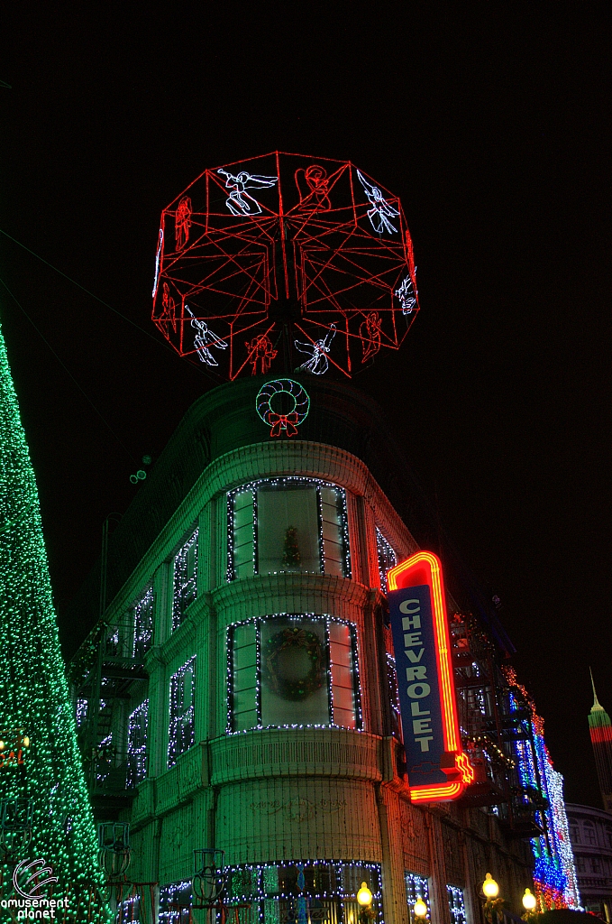 Osborne Family Spectacle of Dancing Lights