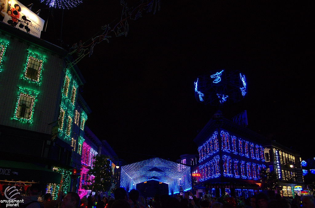 Osborne Family Spectacle of Dancing Lights