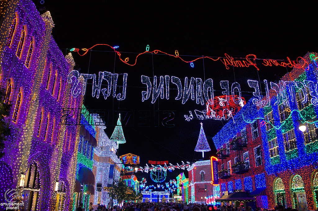 Osborne Family Spectacle of Dancing Lights