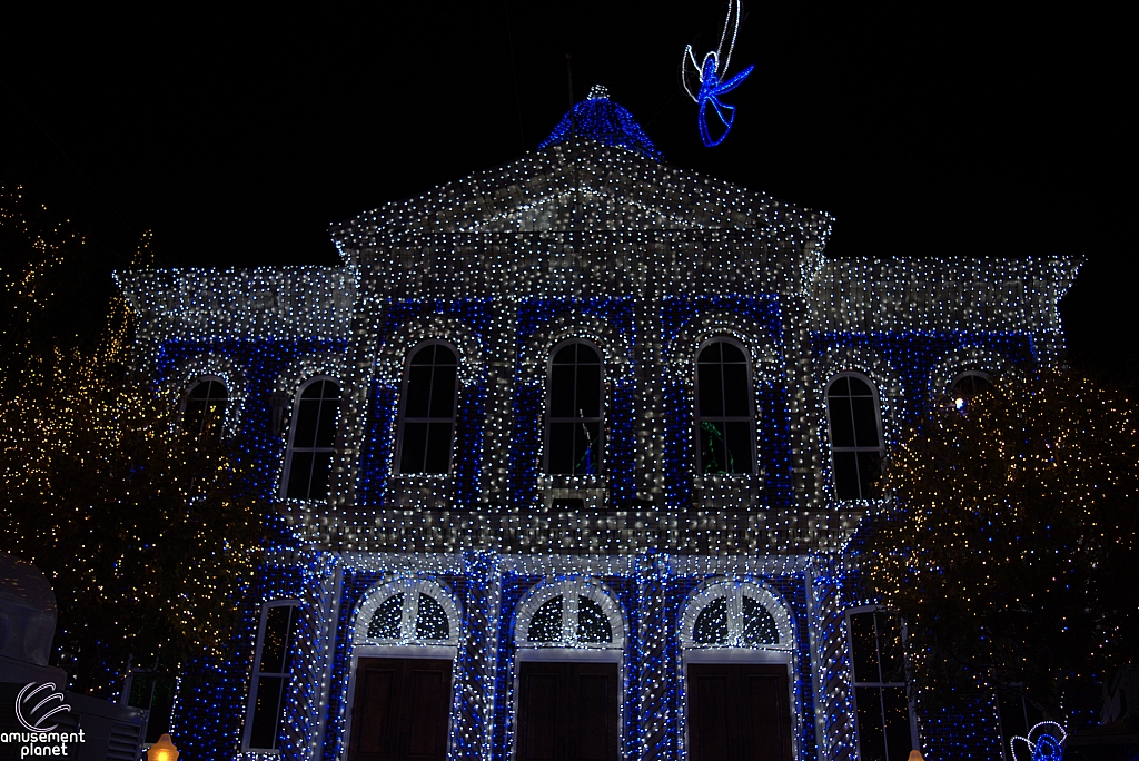 Osborne Family Spectacle of Dancing Lights