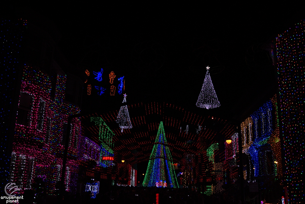 Osborne Family Spectacle of Dancing Lights