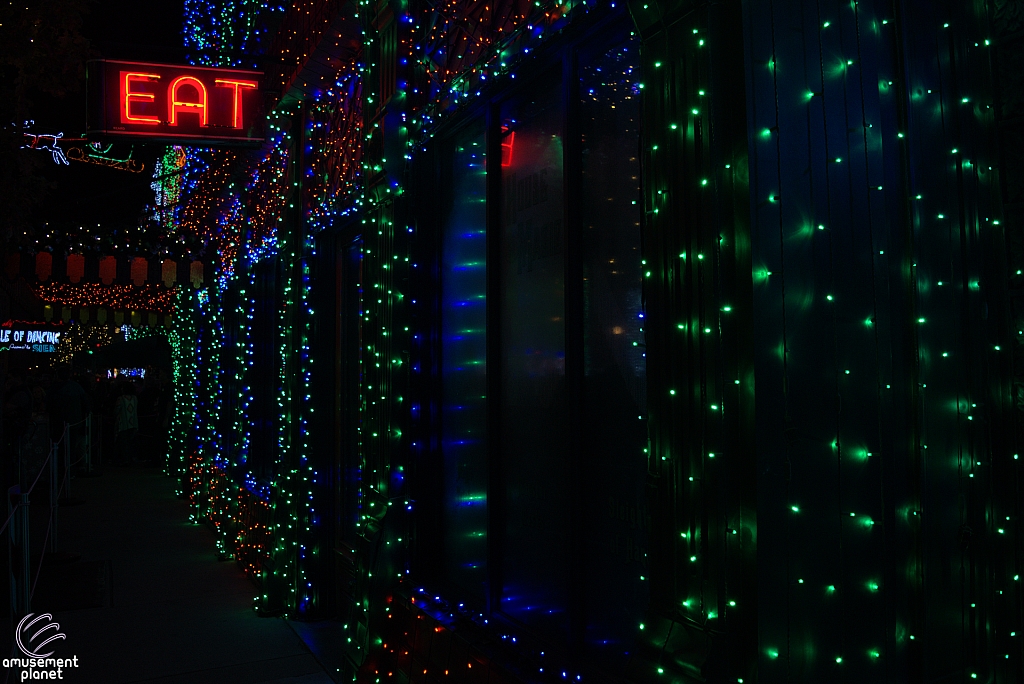 Osborne Family Spectacle of Dancing Lights