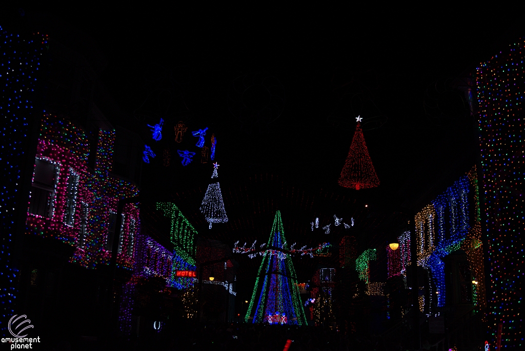 Osborne Family Spectacle of Dancing Lights