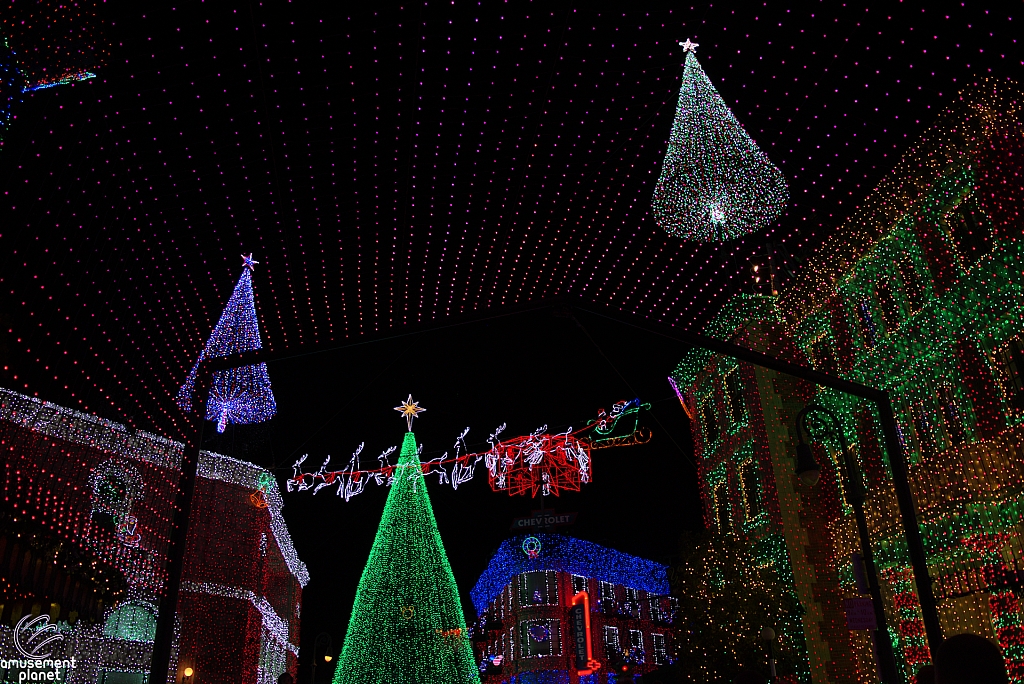 Osborne Family Spectacle of Dancing Lights