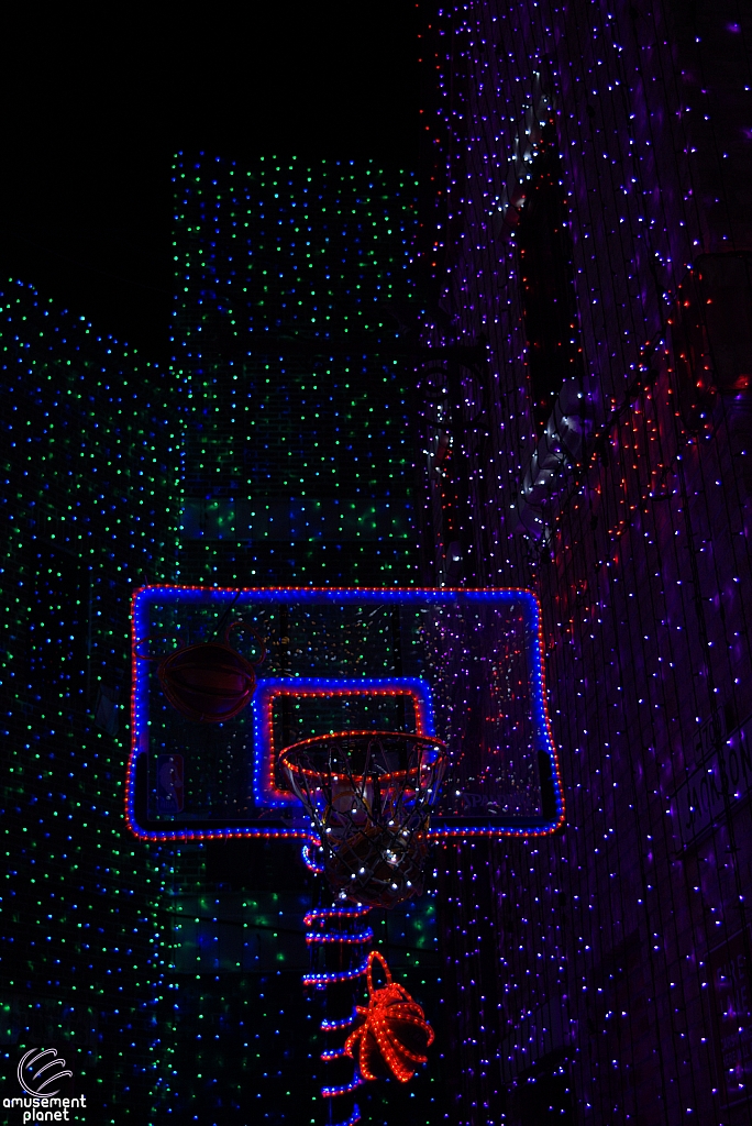 Osborne Family Spectacle of Dancing Lights