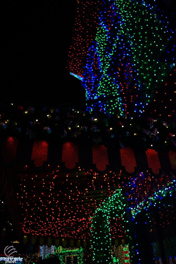 Osborne Family Spectacle of Dancing Lights