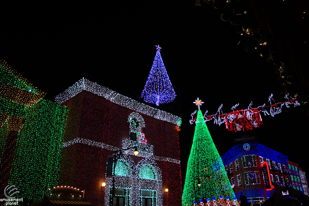 Osborne Family Spectacle of Dancing Lights