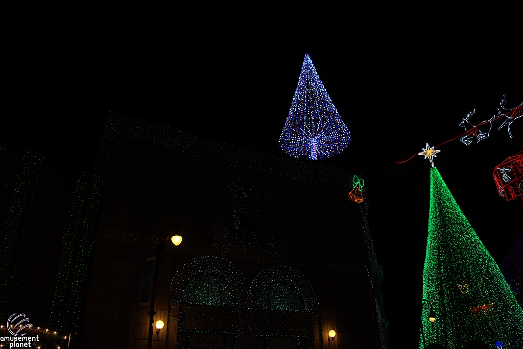 Osborne Family Spectacle of Dancing Lights