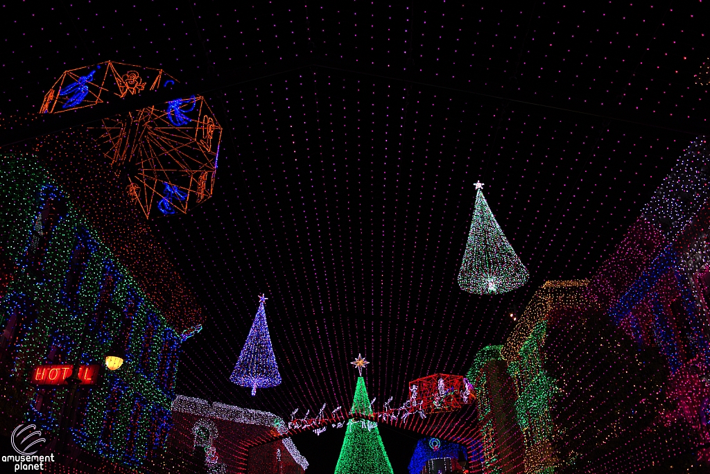 Osborne Family Spectacle of Dancing Lights