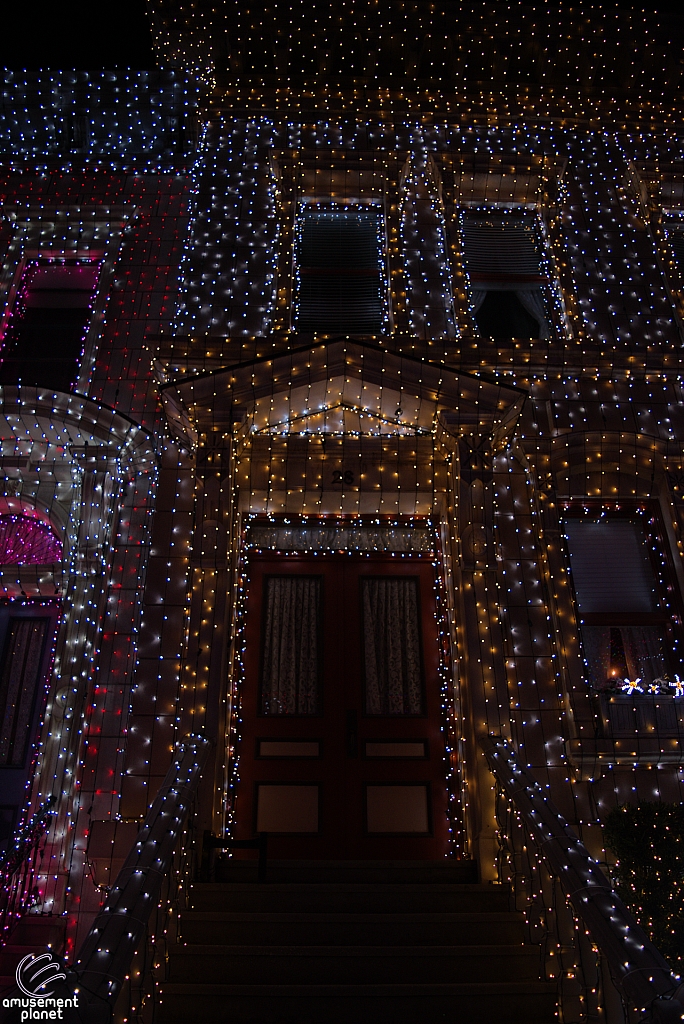 Osborne Family Spectacle of Dancing Lights