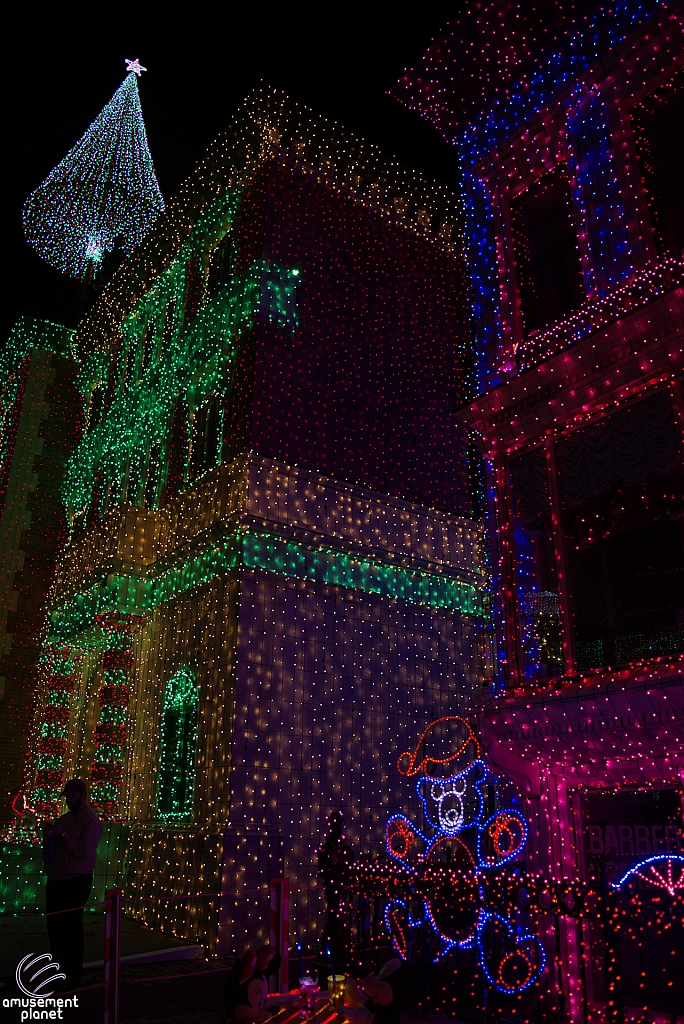 Osborne Family Spectacle of Dancing Lights