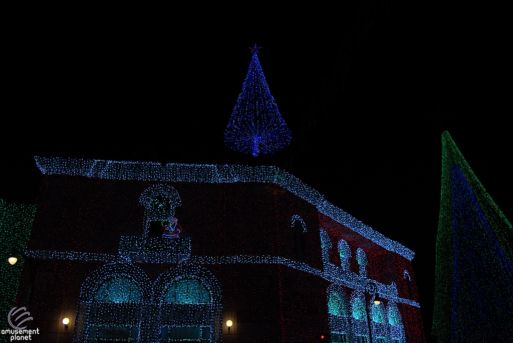 Osborne Family Spectacle of Dancing Lights