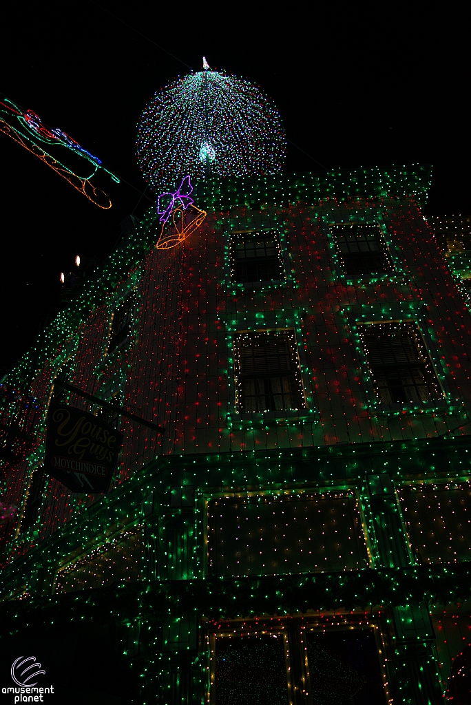 Osborne Family Spectacle of Dancing Lights