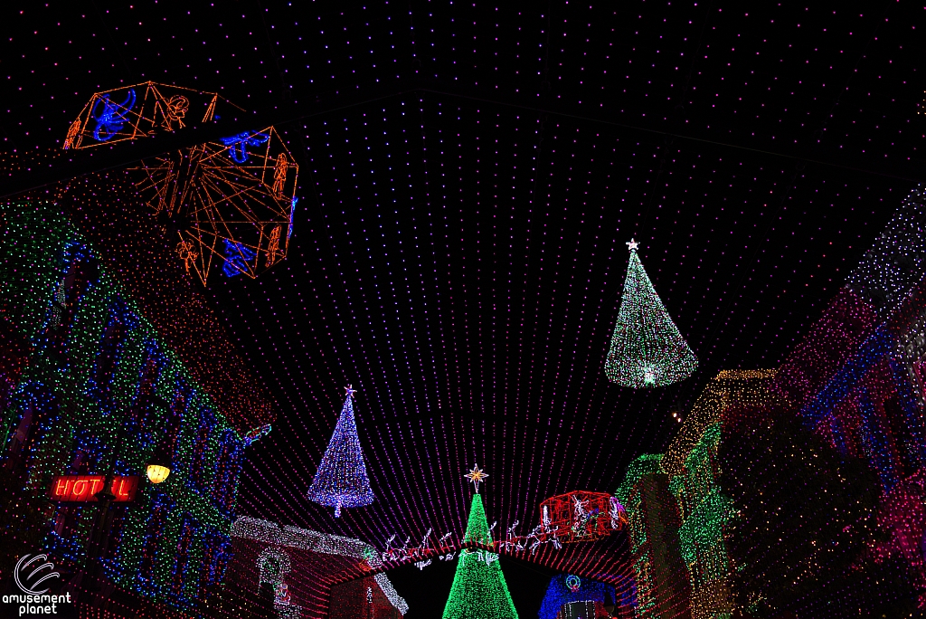 Osborne Family Spectacle of Dancing Lights