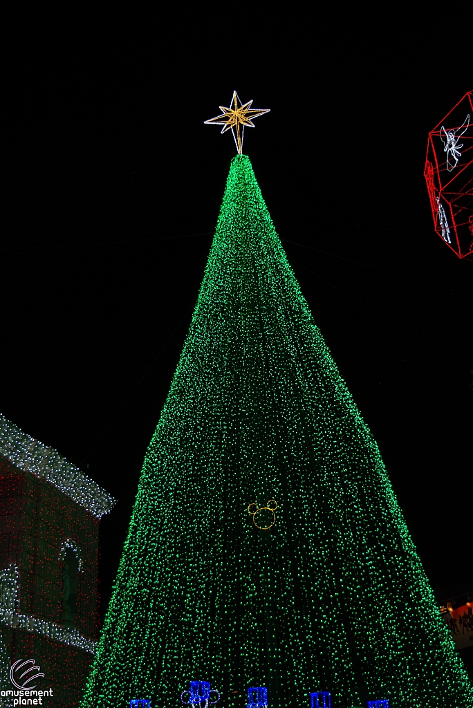 Osborne Family Spectacle of Dancing Lights