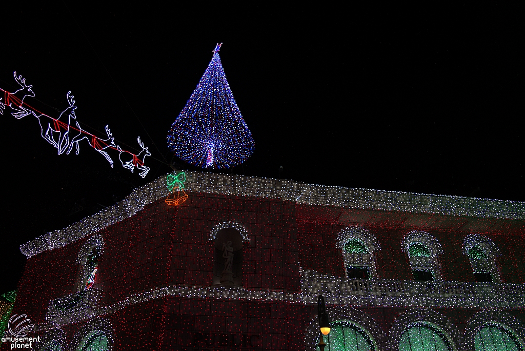 Osborne Family Spectacle of Dancing Lights