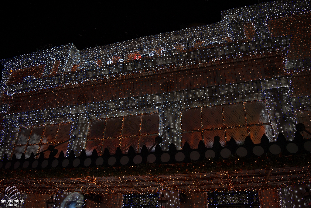 Osborne Family Spectacle of Dancing Lights