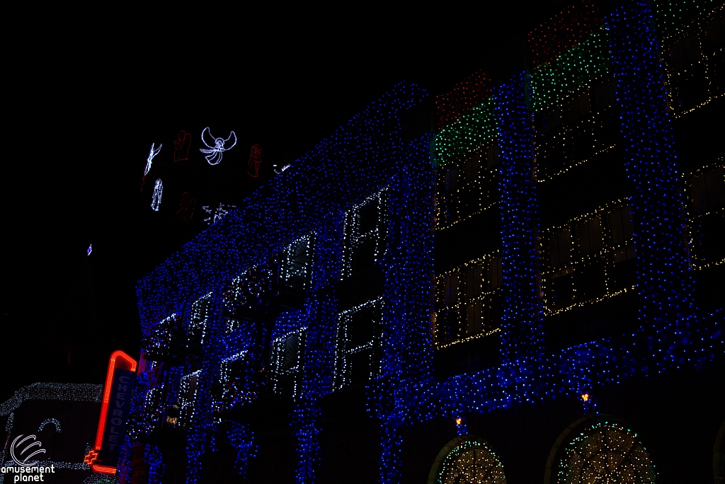 Osborne Family Spectacle of Dancing Lights