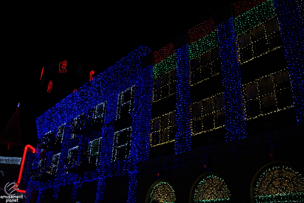 Osborne Family Spectacle of Dancing Lights