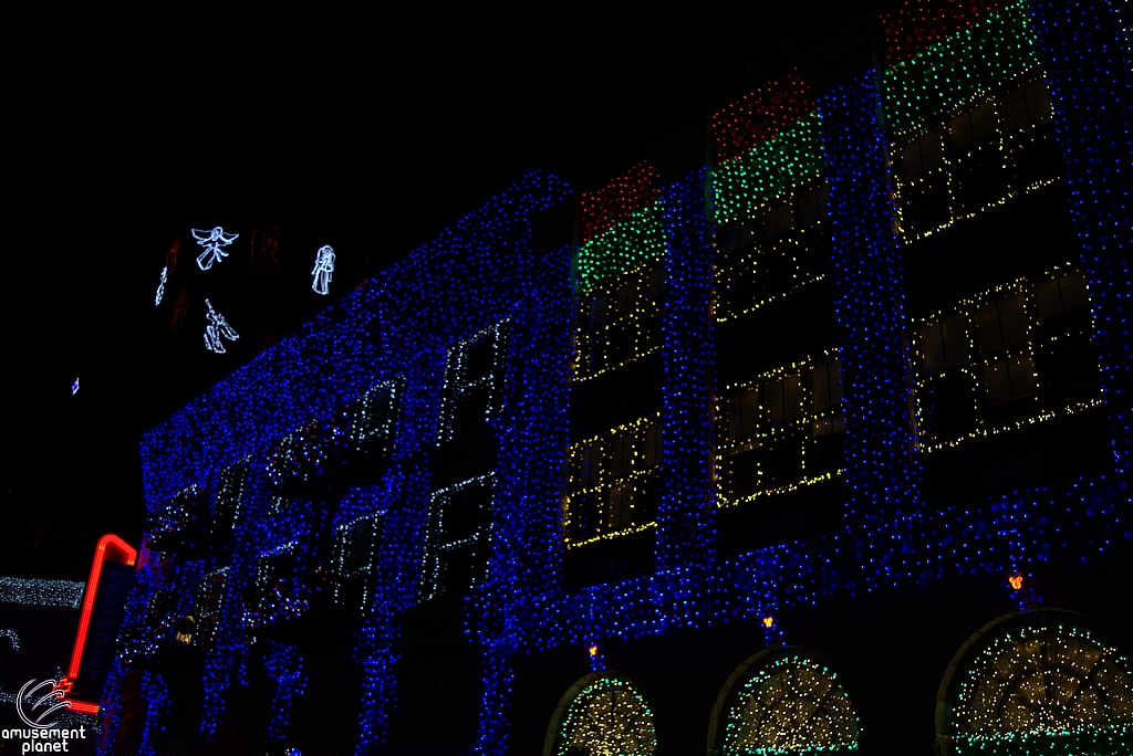 Osborne Family Spectacle of Dancing Lights