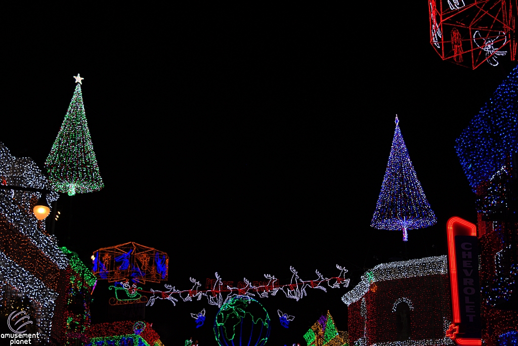 Osborne Family Spectacle of Dancing Lights