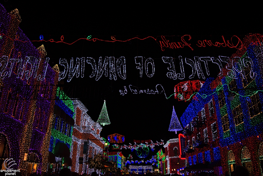 Osborne Family Spectacle of Dancing Lights