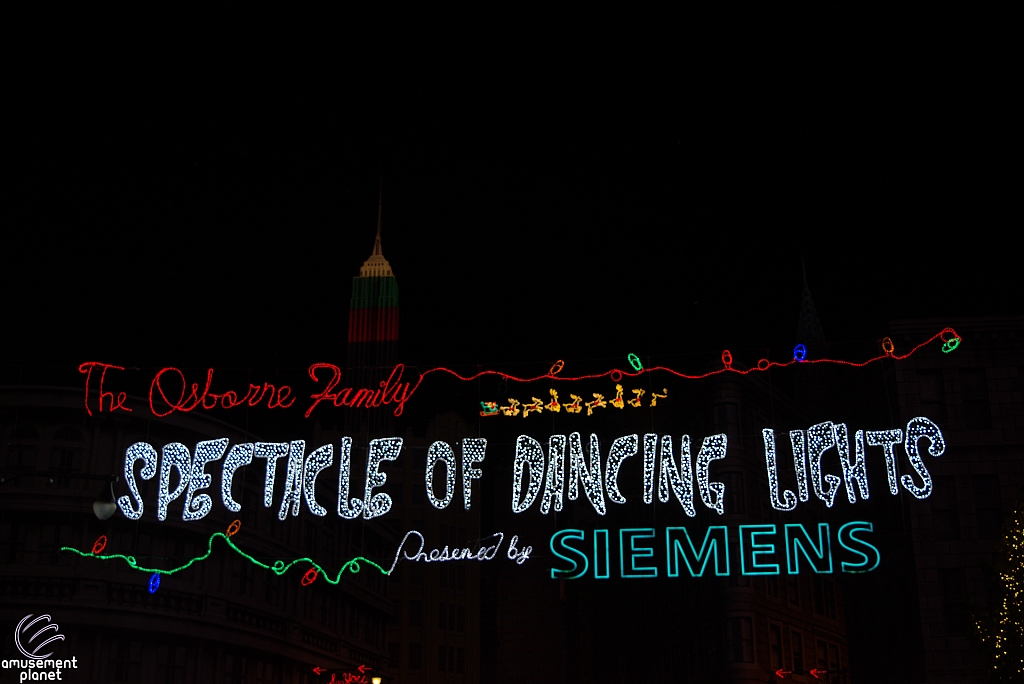 Osborne Family Spectacle of Dancing Lights