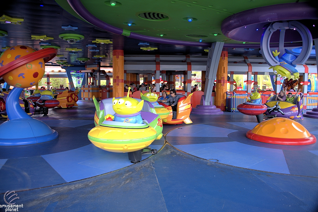 Alien Swirling Saucers