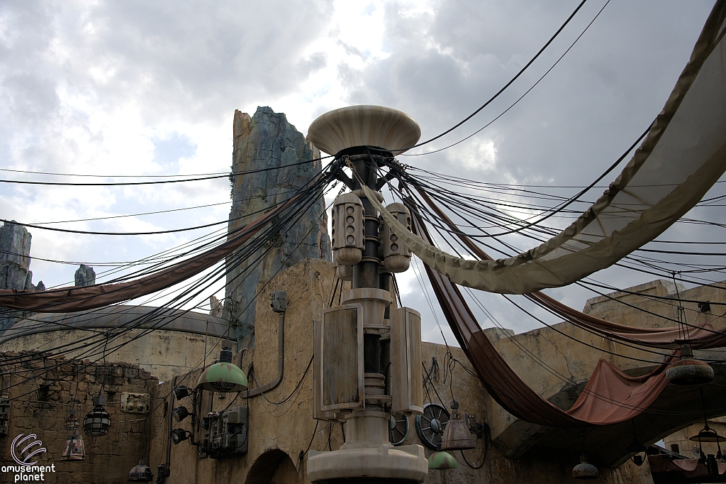 Star Wars: Galaxy's Edge