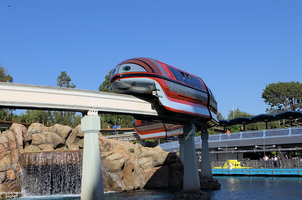 Disneyland Monorail