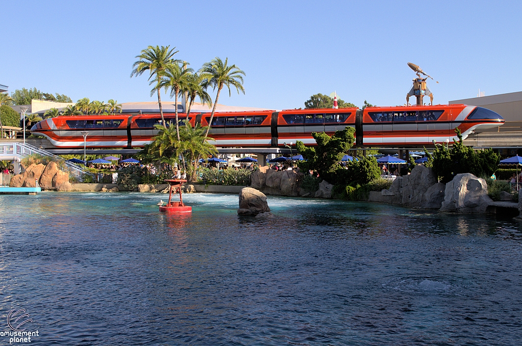 Disneyland Monorail