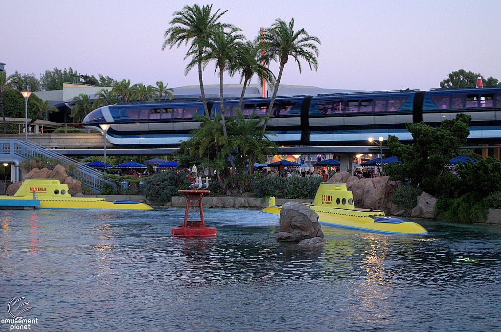 Disneyland Monorail