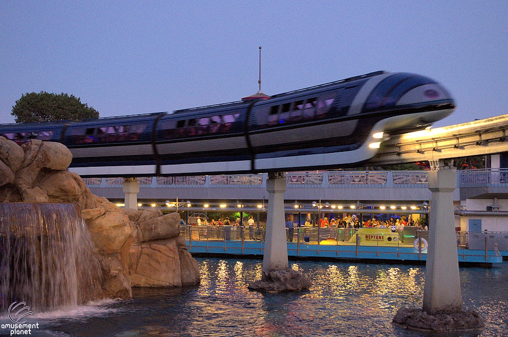 Disneyland Monorail