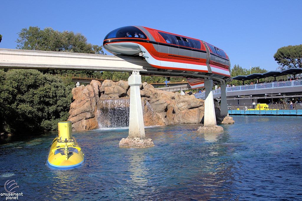 Disneyland Monorail