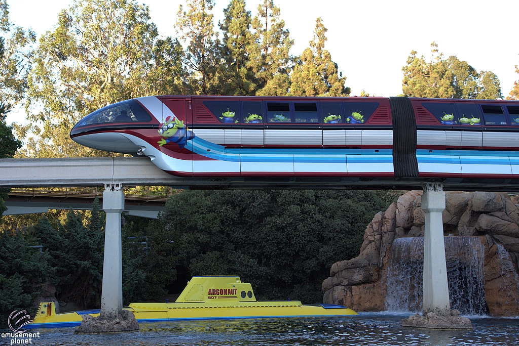 Disneyland Monorail