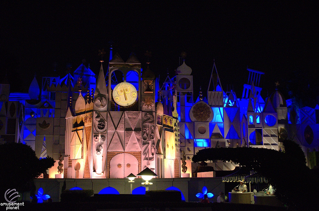 it's a small world