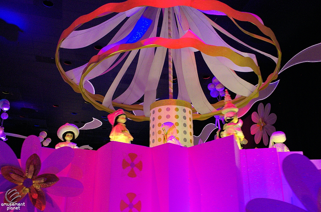 it's a small world