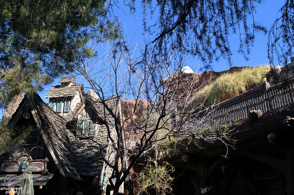 Splash Mountain