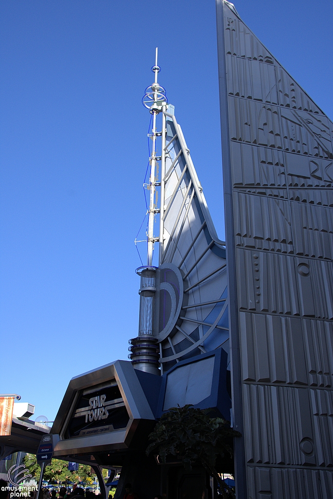 Star Tours - The Adventures Continue