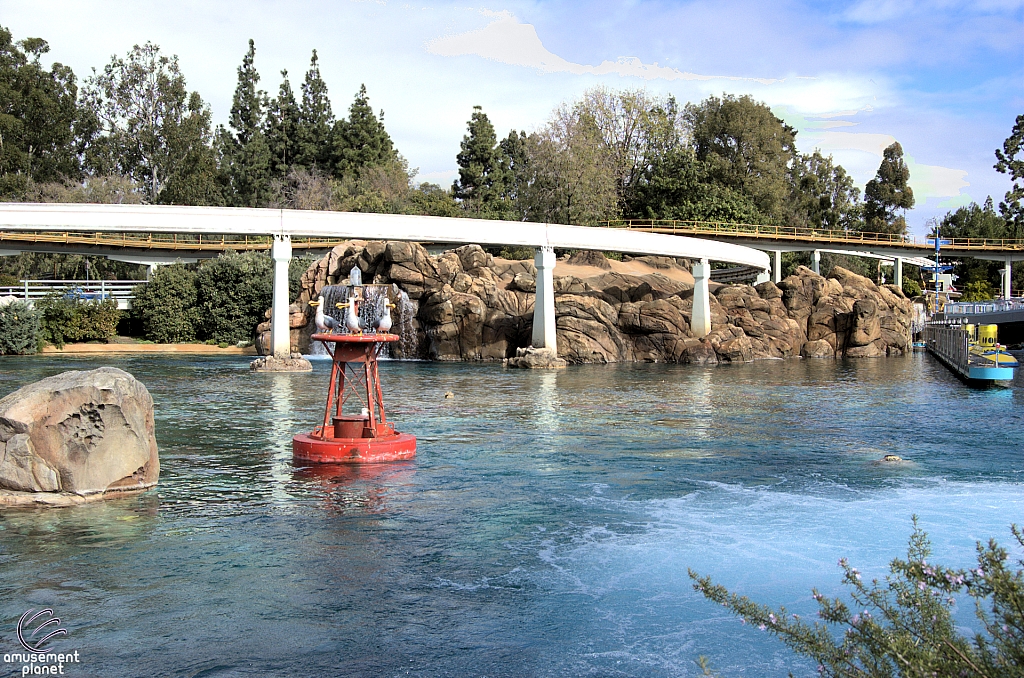 Finding Nemo Submarine Voyage