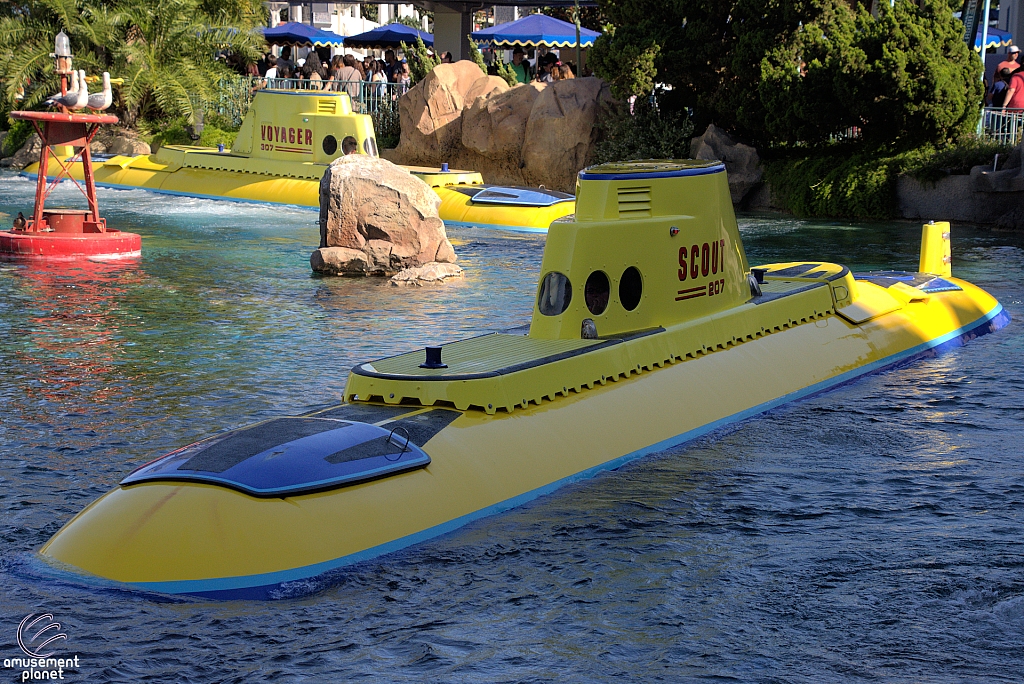 Finding Nemo Submarine Voyage