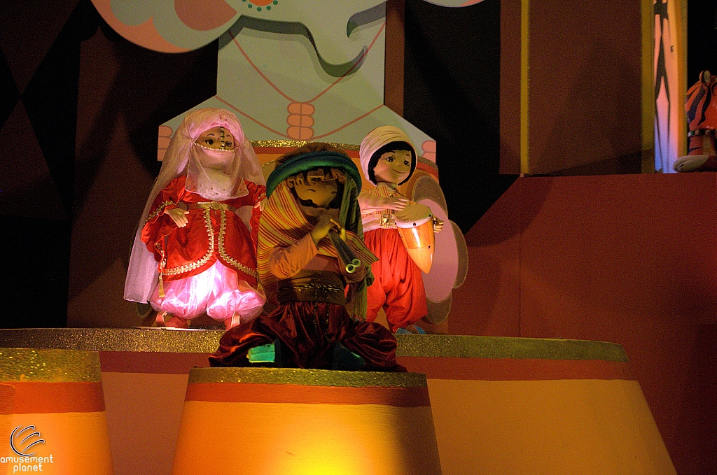 it's a small world