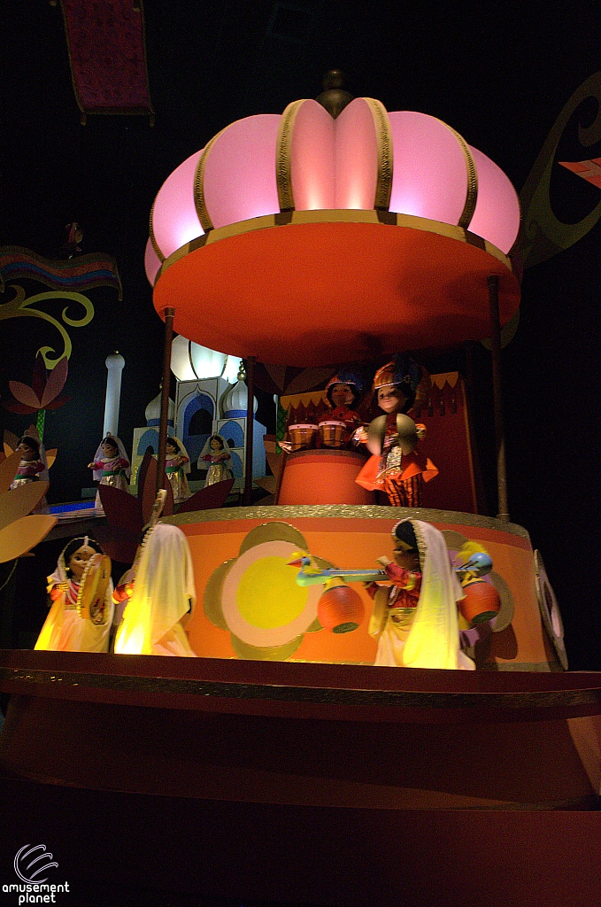 it's a small world