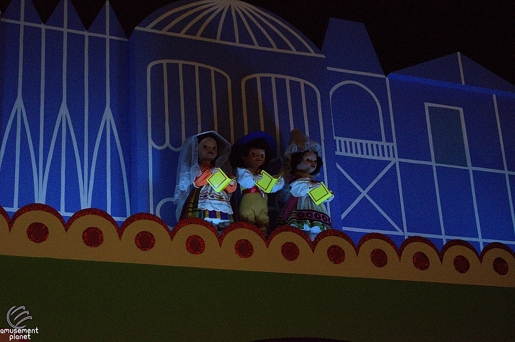 it's a small world