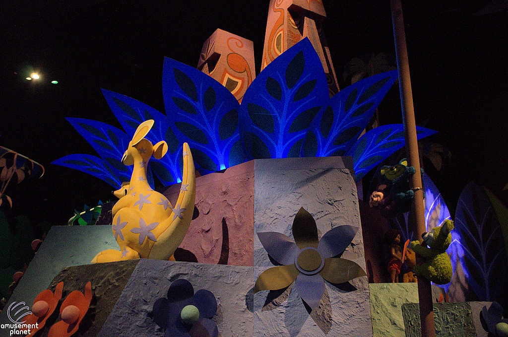 it's a small world